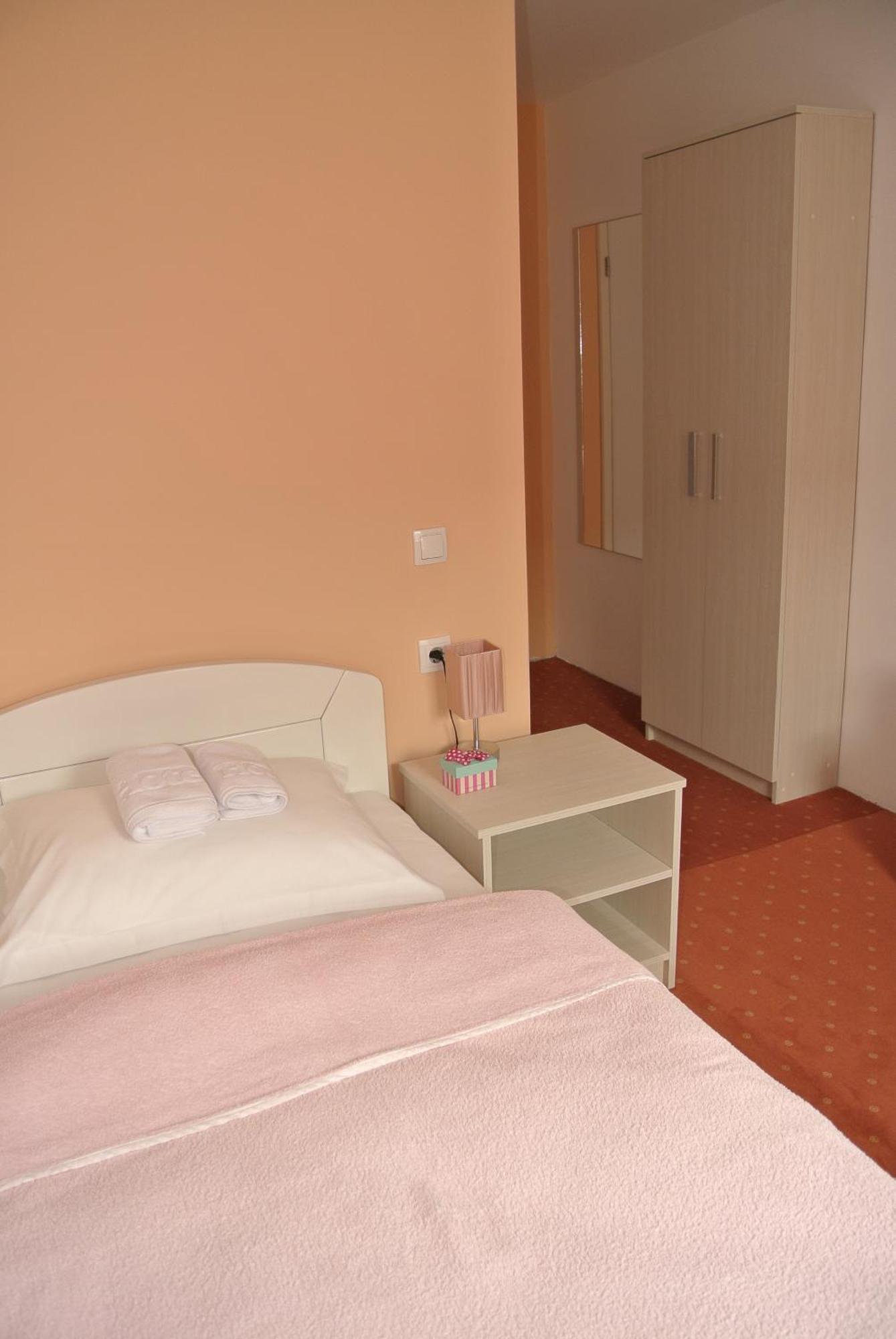 Garni Hotel Beograd Negotin Oda fotoğraf